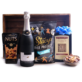 Non-Alcoholic Cider and Potato Chips set