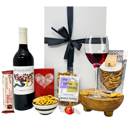 Geschenkbox für Rotwein und Snacks