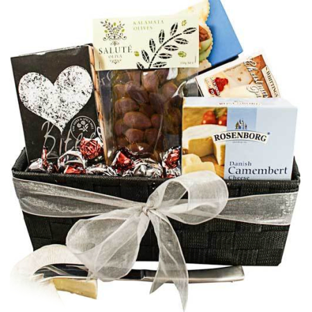 Herzhafter saisonaler Snackkorb