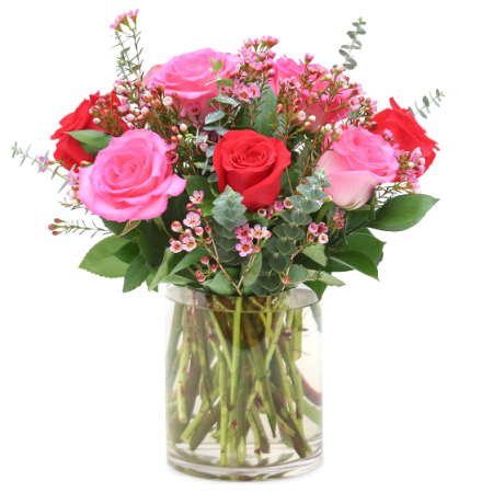 Wunderschöne Rosen in Glasvase